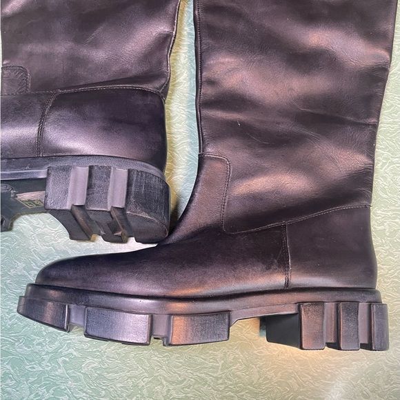 Free People Brooks Tall Black Chunky Knee-high Boots size 40 - Picture 2 of 10